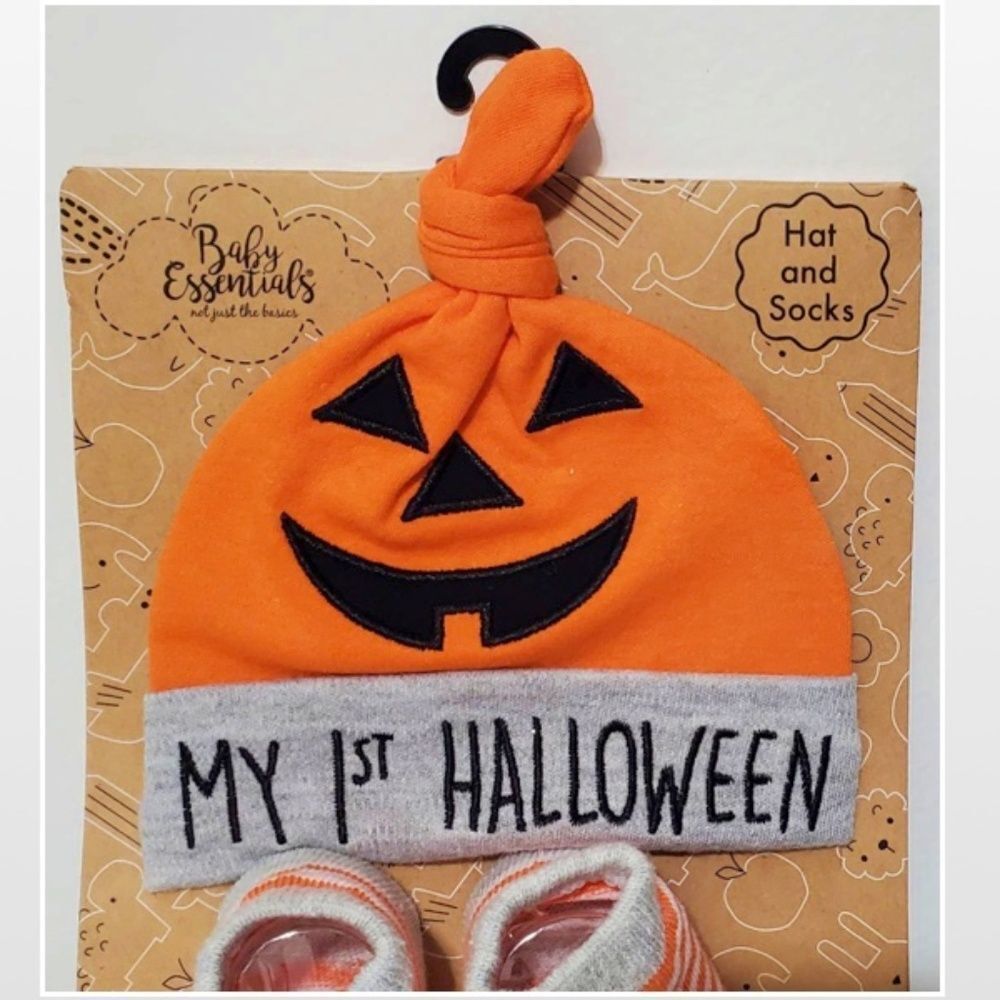 New Hat & Sock Pumpkin Baby Halloween Set 0-6 Months NWT Unisex - Picture 2 of 11